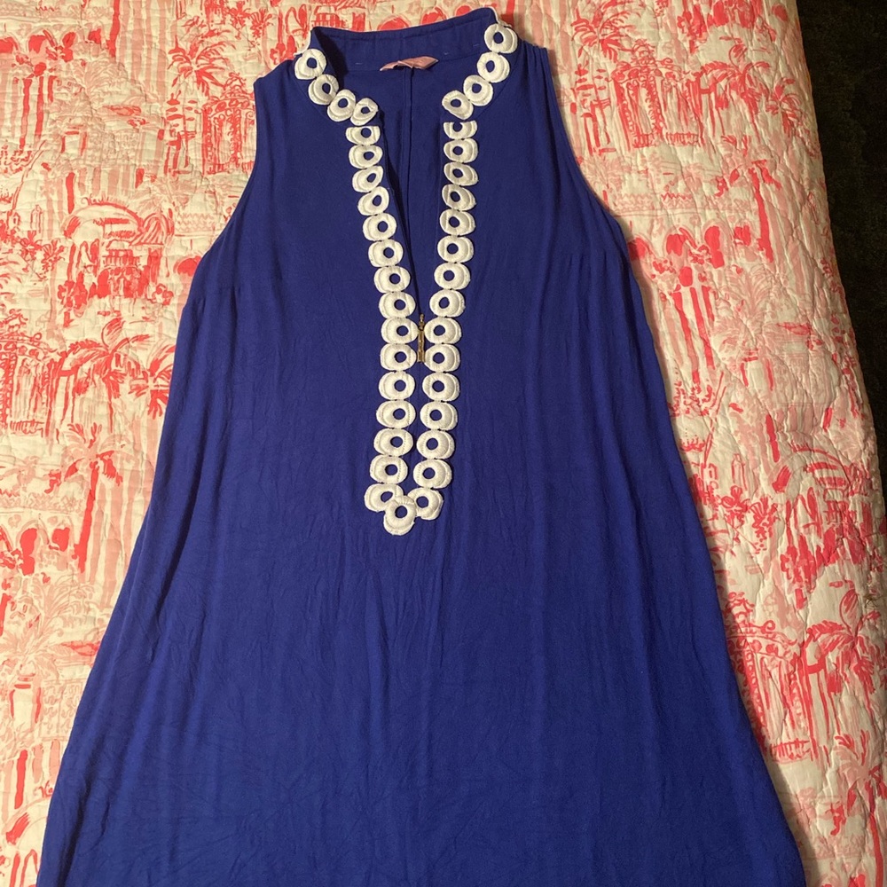 EUC Lilly Pulitzer Jane shift Navy size 8
